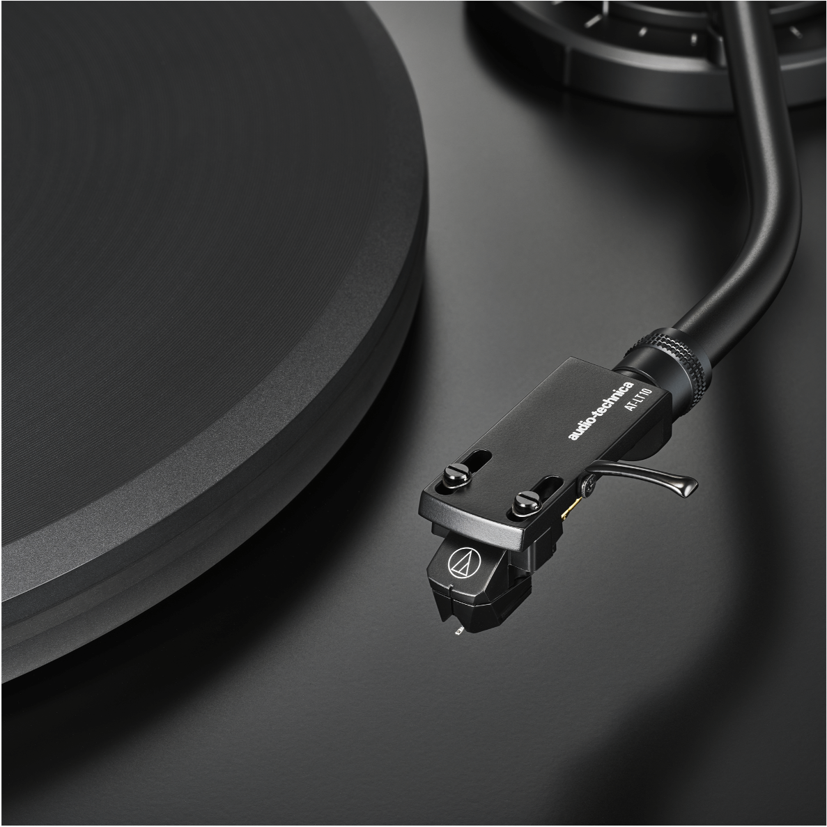 Fully Manual Belt-Drive Turntable AT-LP7X