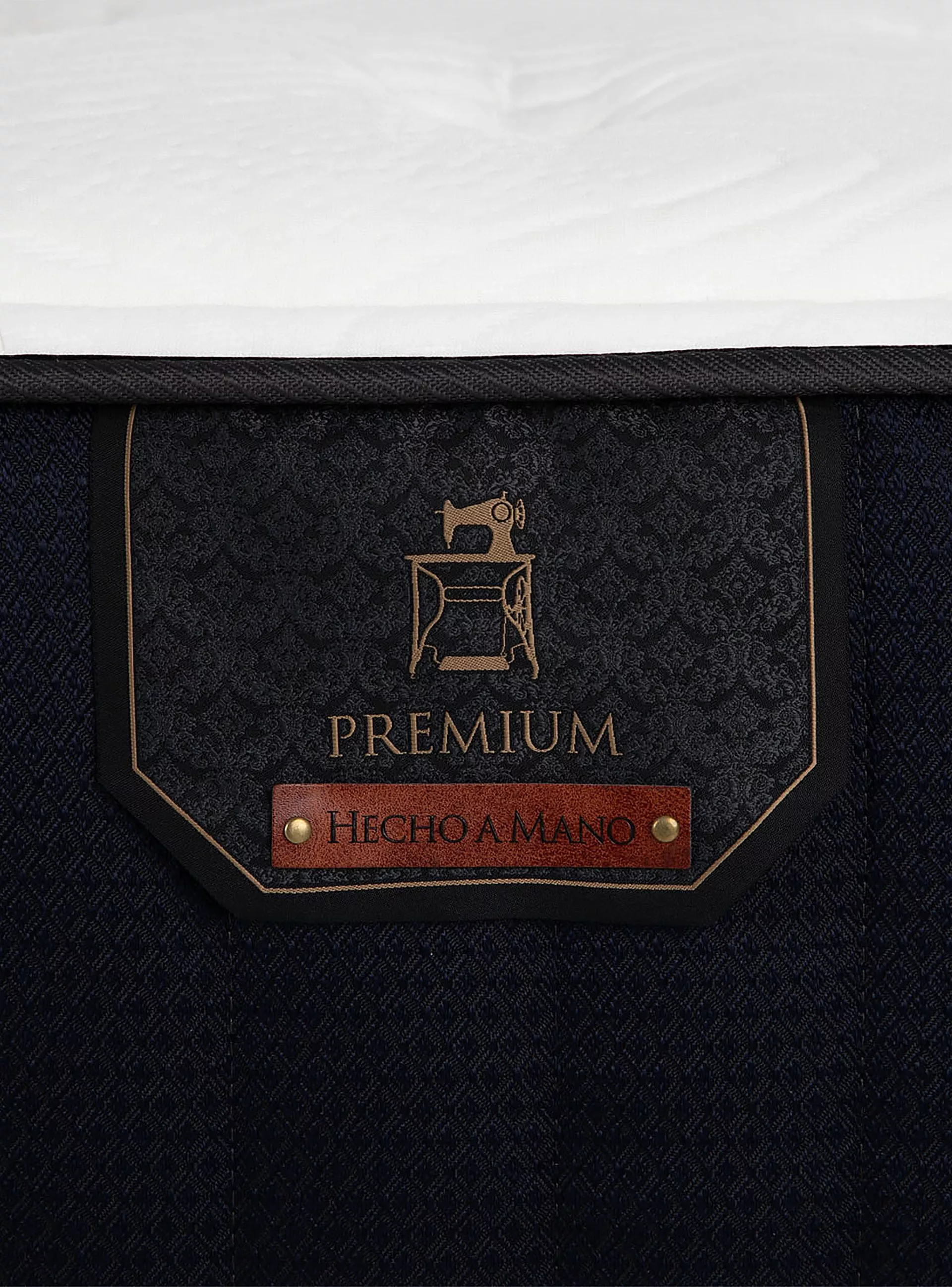 Diván Cama Premium 1.5 Plazas Black