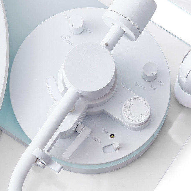 Transthtparent Turntable - White