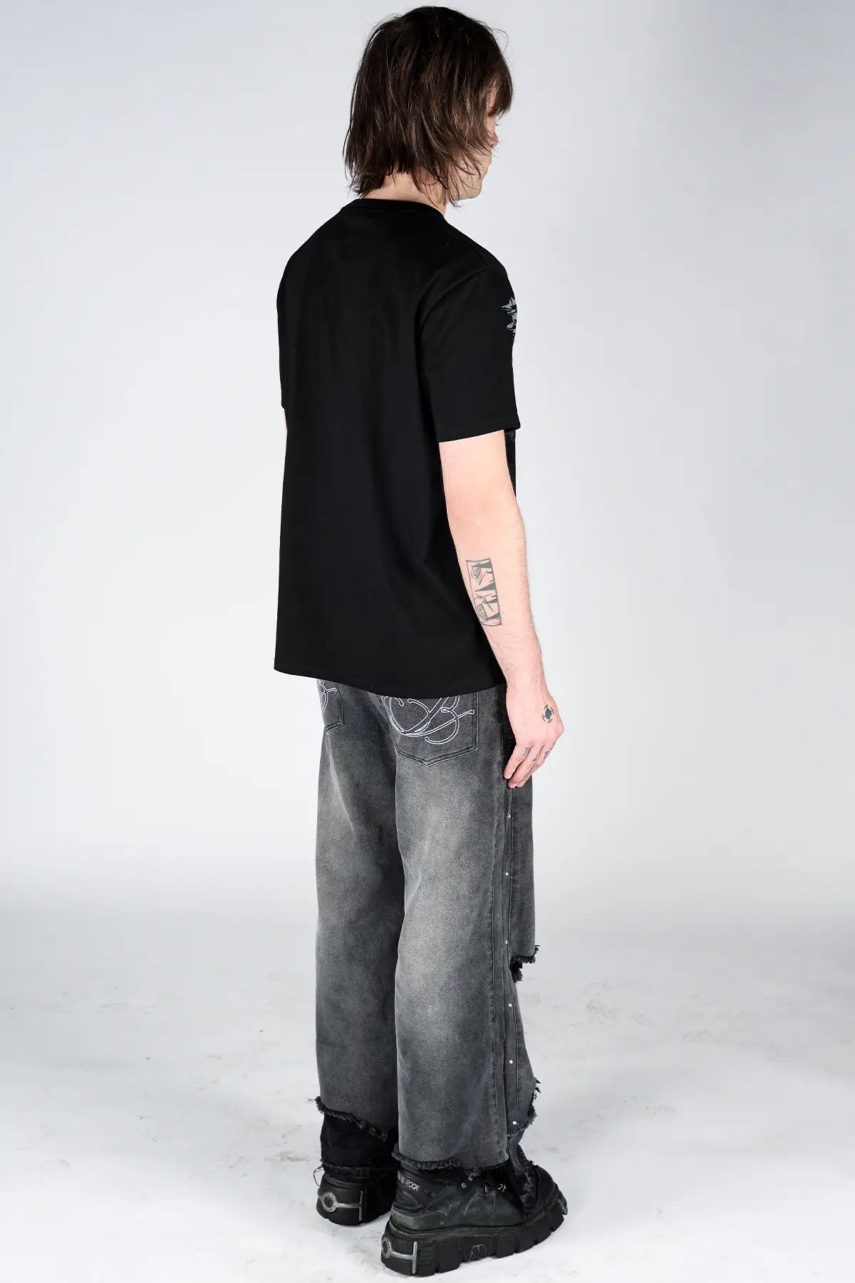 Ashen Shirt