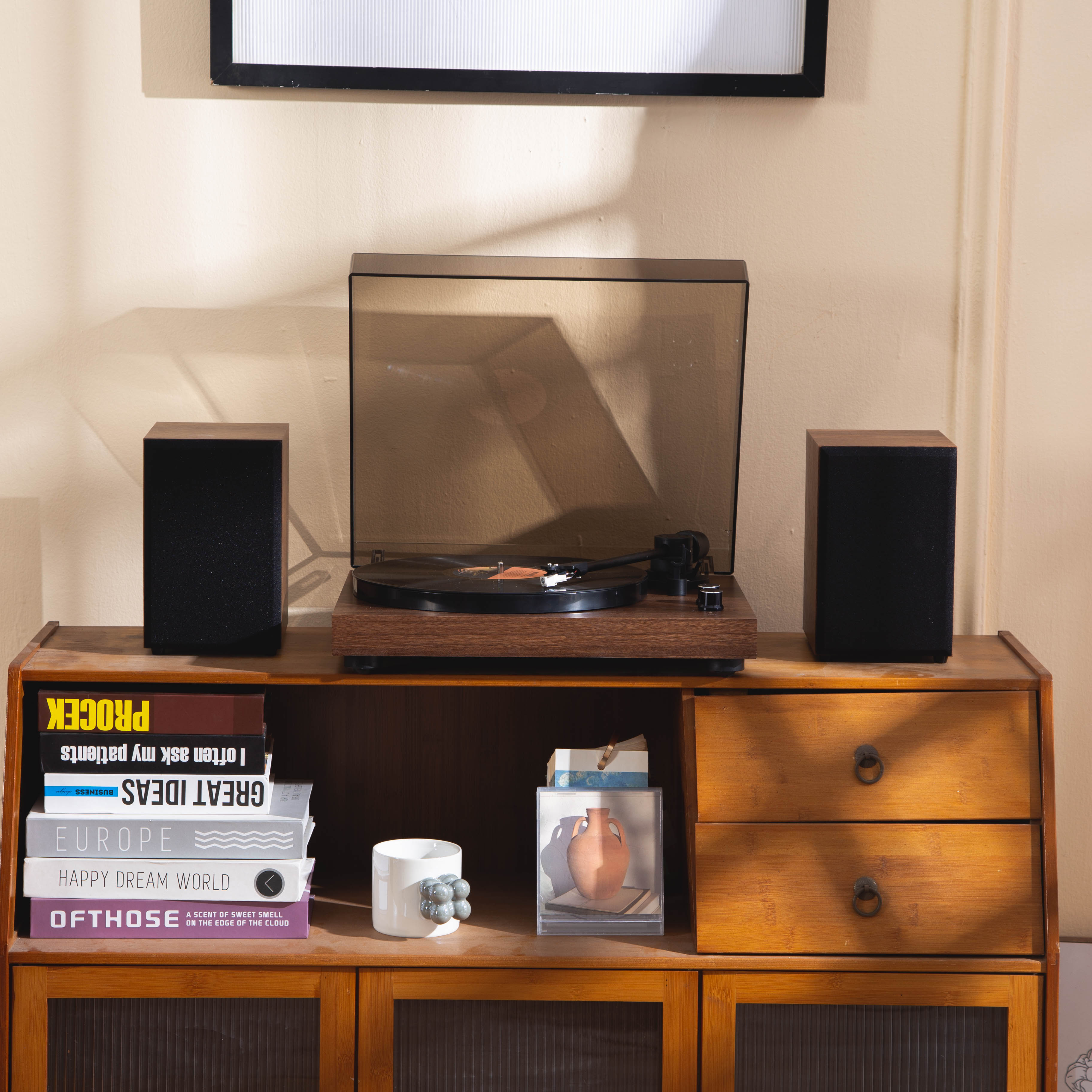 Auryvox VX100 Retro-Plattenspieler mit Holzmaserung und Audio-Technica-Nadel, All-in-One-Tonabnehmer mit beweglichem Magneten für Vinylplatten