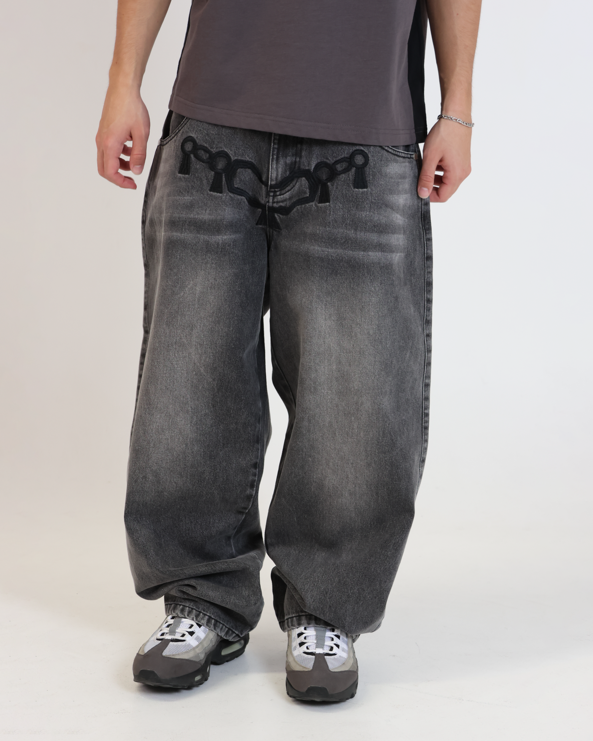 Mahoraga Jeans-MOSSCIU