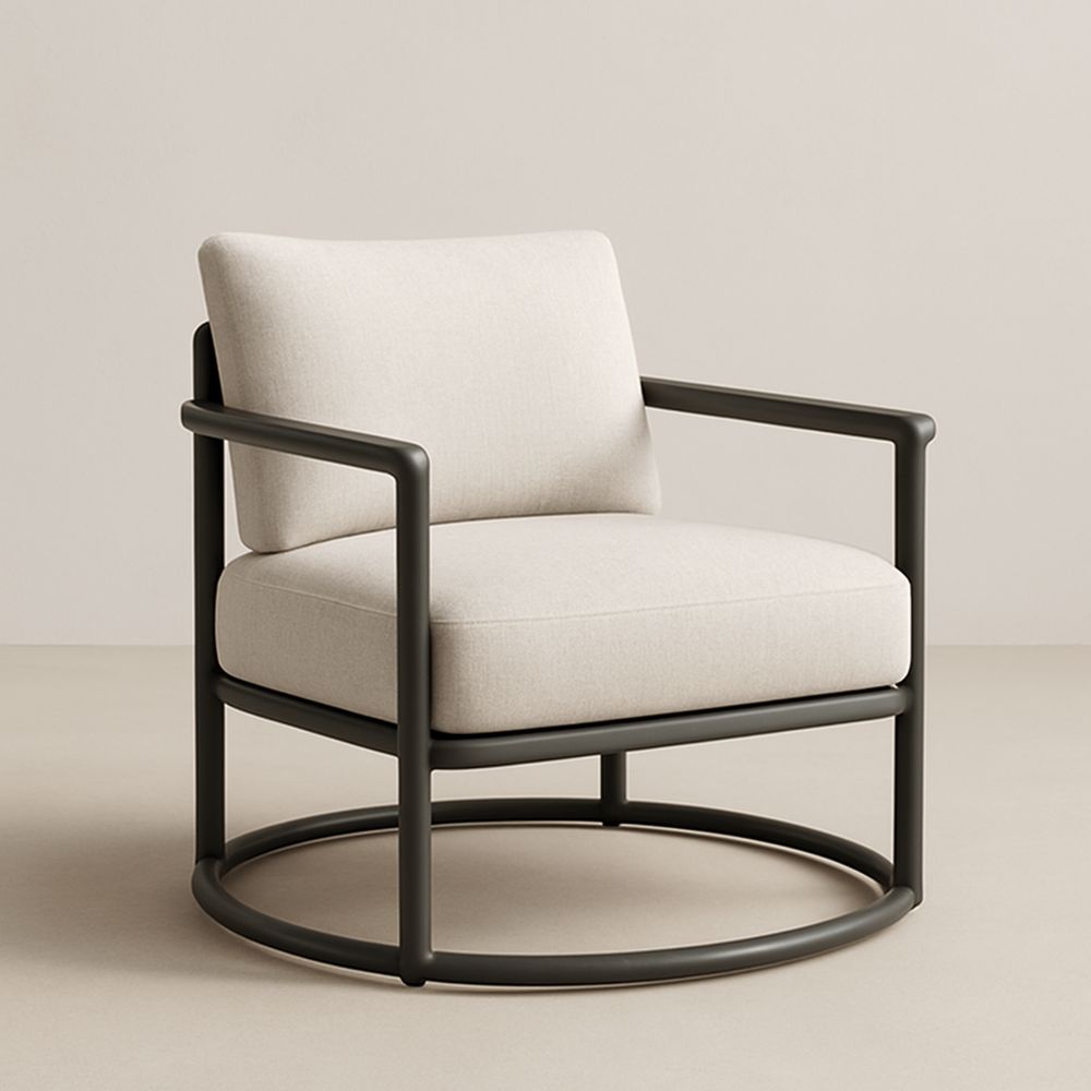 Krzesło wypoczynkowe z metalową ramą i beżową tapicerką