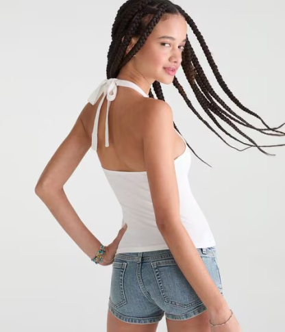 EVERYDAY HALTER TOP -