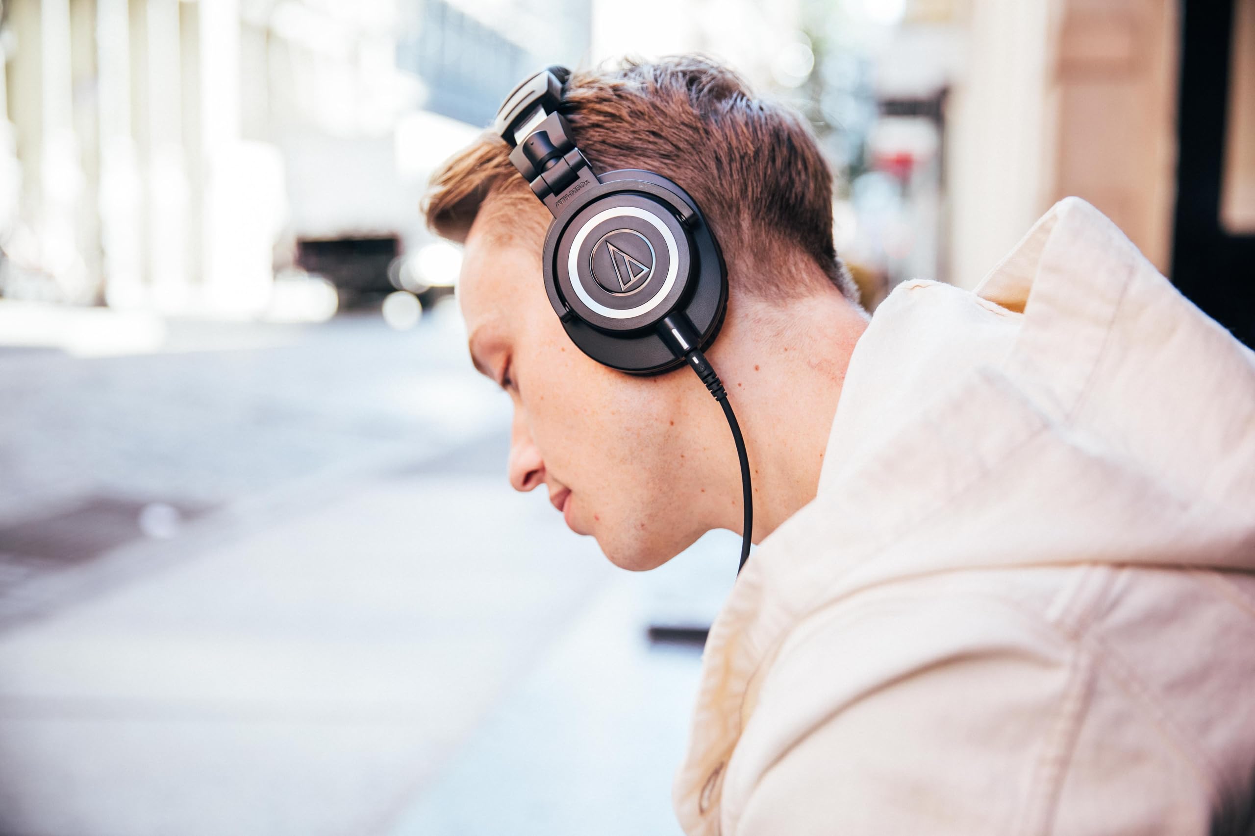 AUDIO-TECHNICA ATH-M50X Professional Studio Monitor Headphones