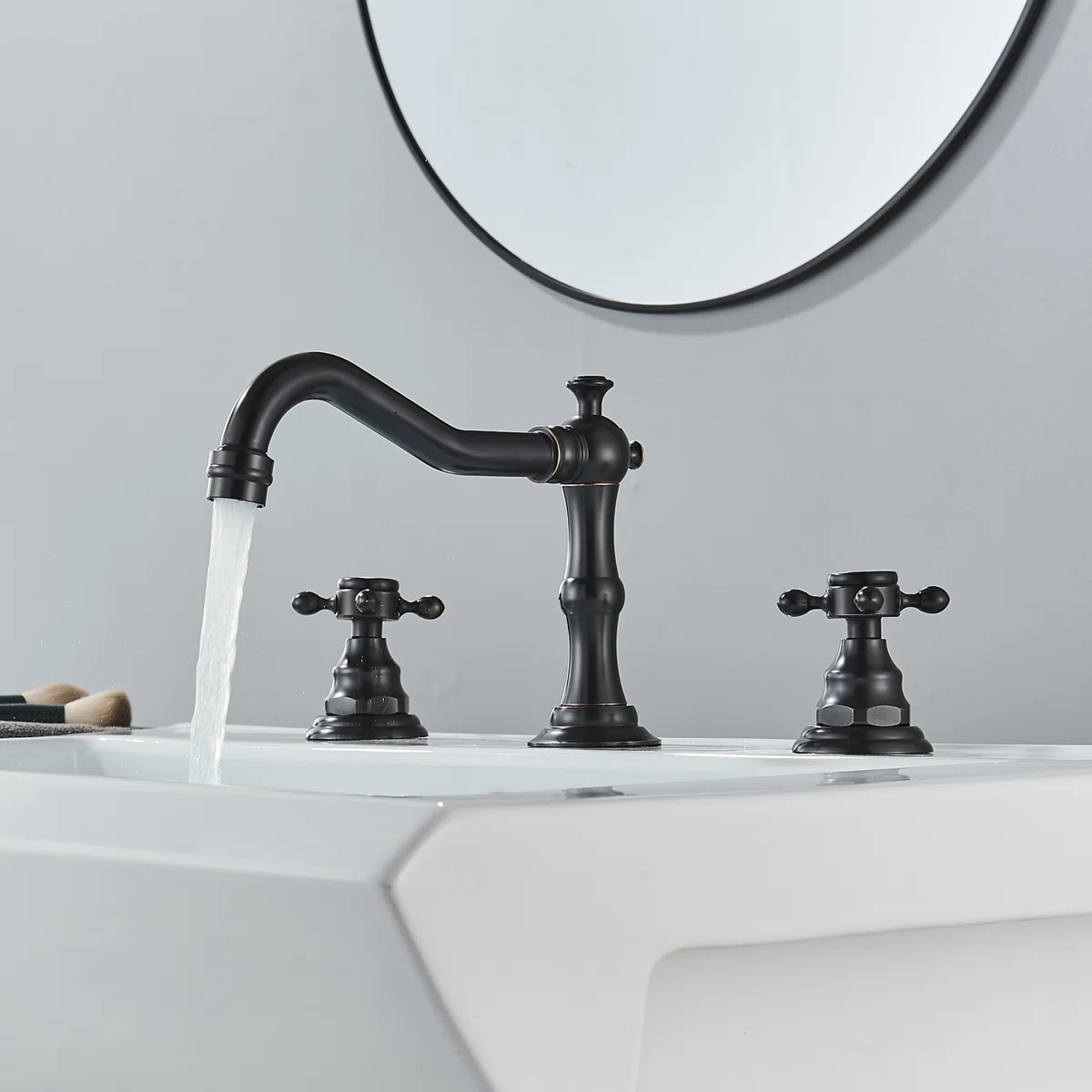 8 inch 2 Handles 3 Holes Widespread Bathroom Sink Faucet