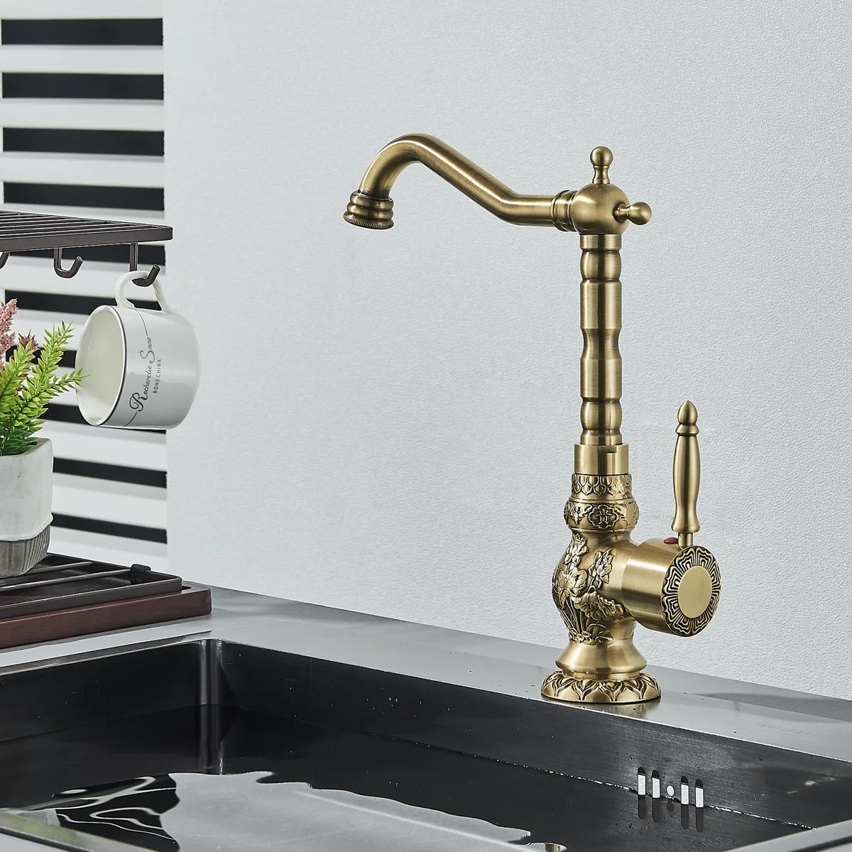 Bathroom sink Faucet