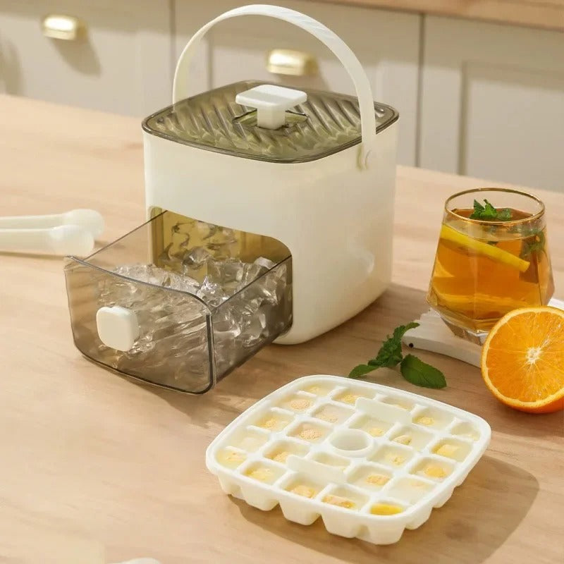 GlacierGo - 48 Cube Ice Cube Tray