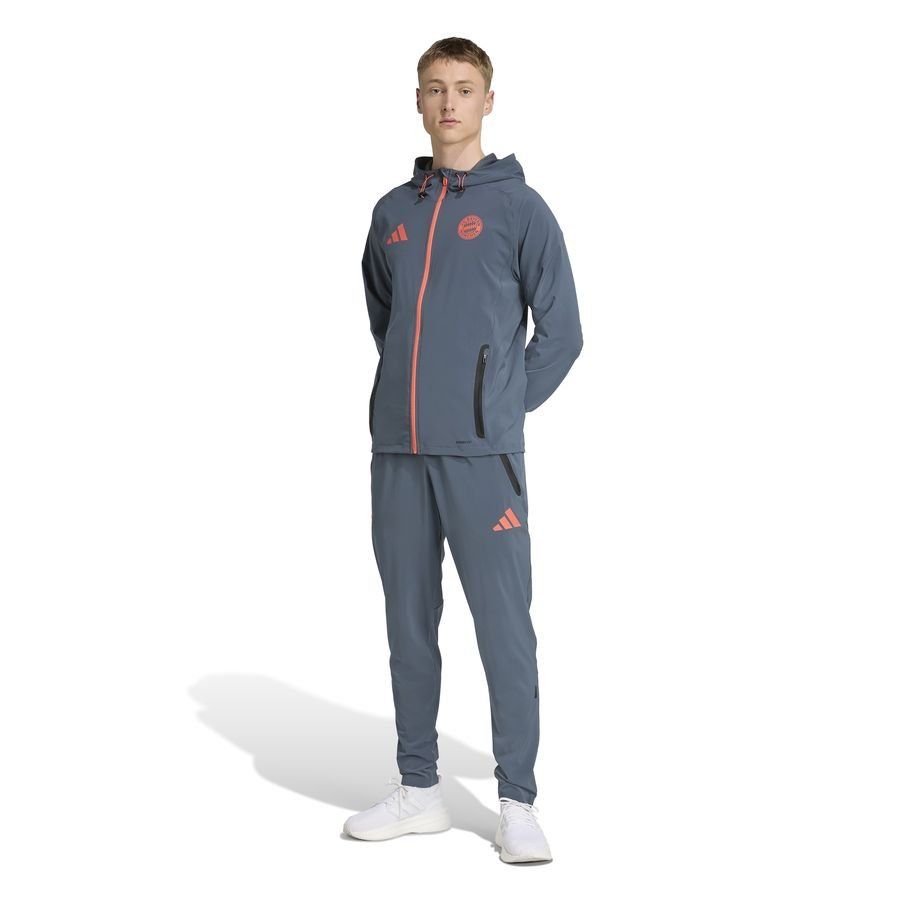 Bayern München Training Jacket Tiro 25 Competition Vis Tech Travel - Bold Onix/Easy Coral - Men's-SoccerKits Hub | Buy Soccer Jerseys Online