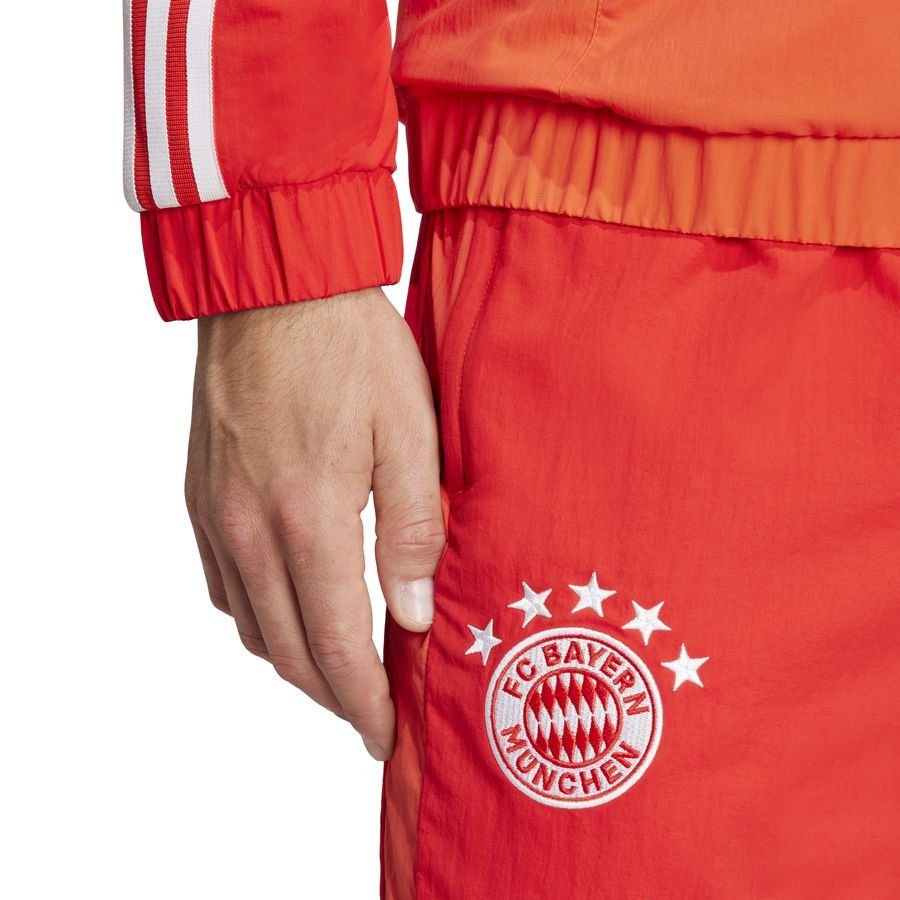Bayern München Training Trousers Tiro 23 Presentation - Bright Red/White - Men's-SoccerKits Hub | Buy Soccer Jerseys Online