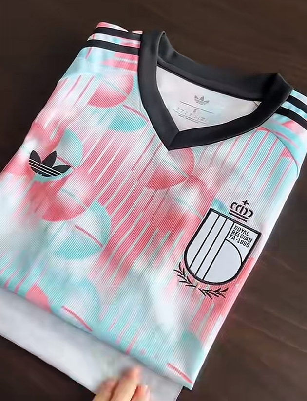 Belgium World Cup Away 2026 Jersey Fan Photo 