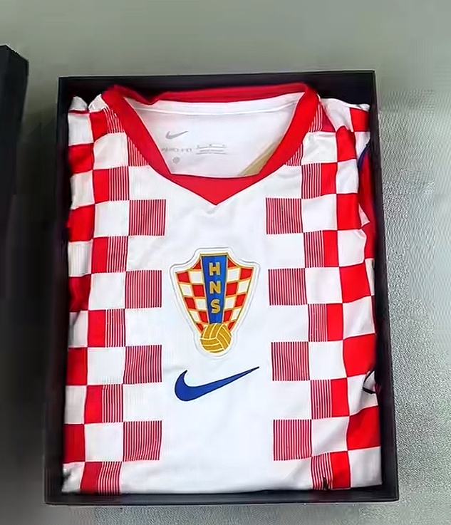 Croatia World Cup Jersey 2026 Fan Photo 3