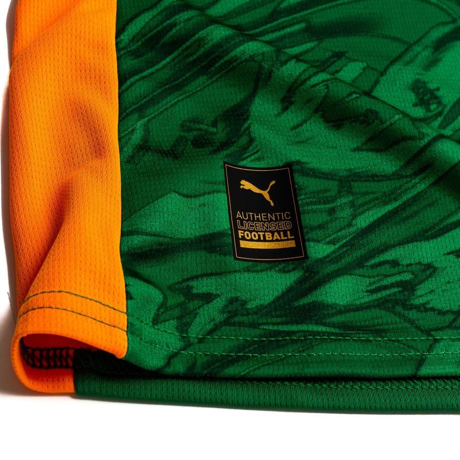 Dortmund Goalkeeper Shirt 2025/26 - Men's-SoccerKits Hub | Buy Soccer Jerseys Online