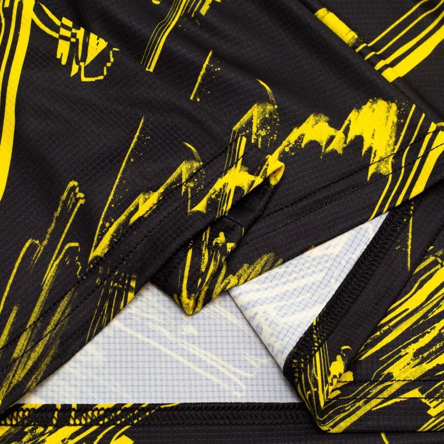 Dortmund Training T-Shirt Pre Match - PUMA Black/Faster Yellow Kids-SoccerKits Hub | Buy Soccer Jerseys Online