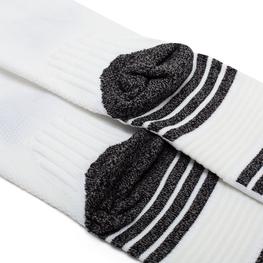 Italy Home Socks 2025/26-SoccerKits Hub | Buy Soccer Jerseys Online