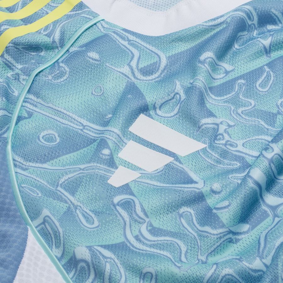 Juventus Away Shirt 2025/26 Authentic - Men's-SoccerKits Hub | Buy Soccer Jerseys Online
