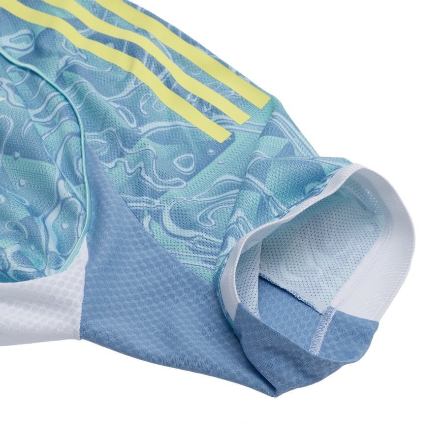 Juventus Away Shirt 2025/26 Authentic - Men's-SoccerKits Hub | Buy Soccer Jerseys Online