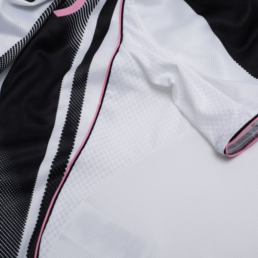 Juventus Home Shirt 2025/26 Authentic - Men's-SoccerKits Hub | Buy Soccer Jerseys Online