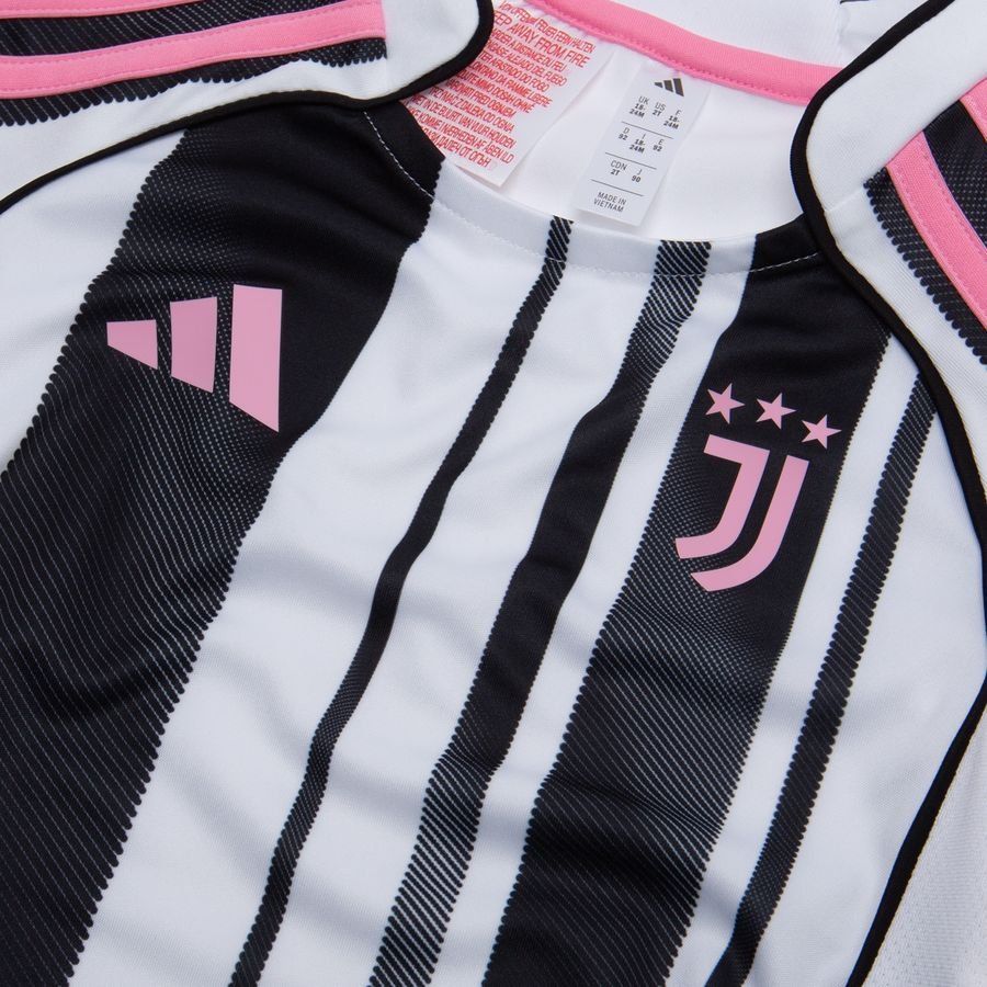Juventus Home Shirt 2025/26 Mini-Kit Kids-SoccerKits Hub | Buy Soccer Jerseys Online