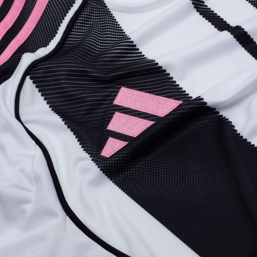 Juventus Home Shirt 2025/26 Kids-SoccerKits Hub | Buy Soccer Jerseys Online