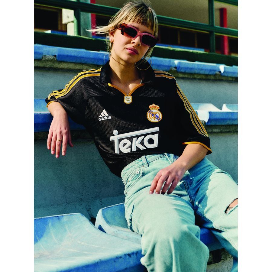 Real Madrid Away Shirt 1999/00 LIMITED EDITION - Men's-SoccerKits Hub | Buy Soccer Jerseys Online