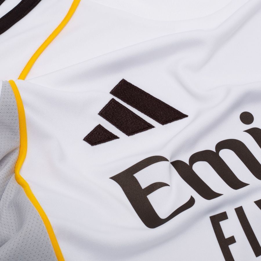 Real Madrid Home Shirt 2025/26 - Men's-SoccerKits Hub | Buy Soccer Jerseys Online