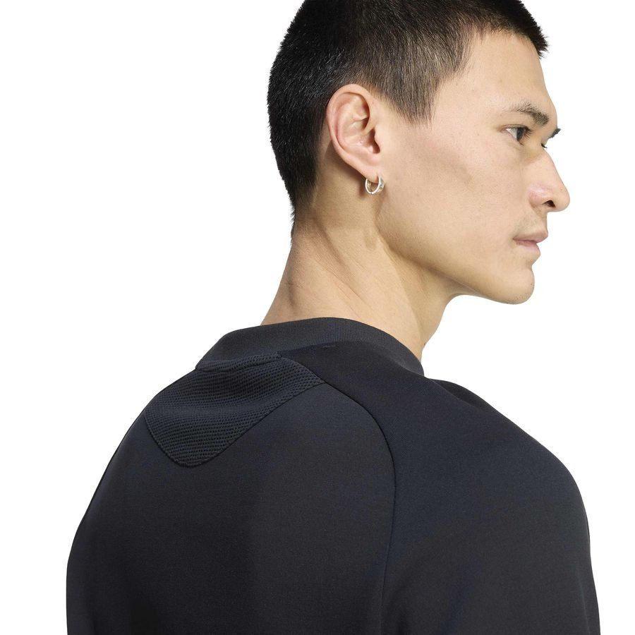 Real Madrid Sweatshirt Vis Tech Travel - Black - Men's-SoccerKits Hub | Buy Soccer Jerseys Online