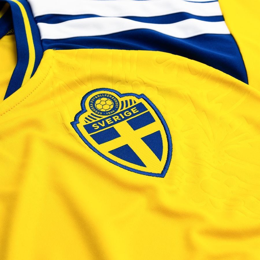 Sweden Home Shirt World Cup 2026 Women-SoccerKits Hub | Buy Soccer Jerseys Online