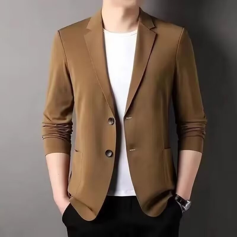 Business casual yet comfortable – a soft ice silk suit jacket, suitable for all-day wear.