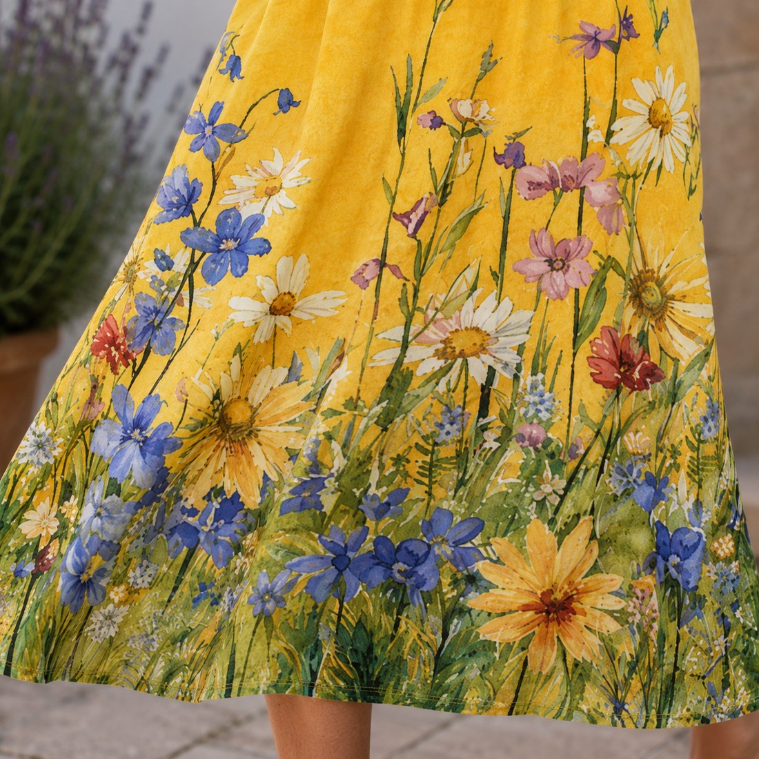 Detailansicht des floralen Saumprints