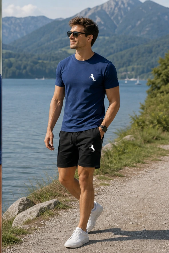 Blaues Herren Freizeit-Set am See