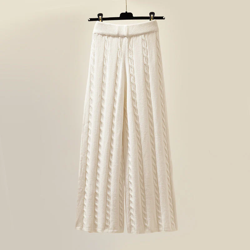 Charmy -  Bequemes und Gemütliches Strick-Set