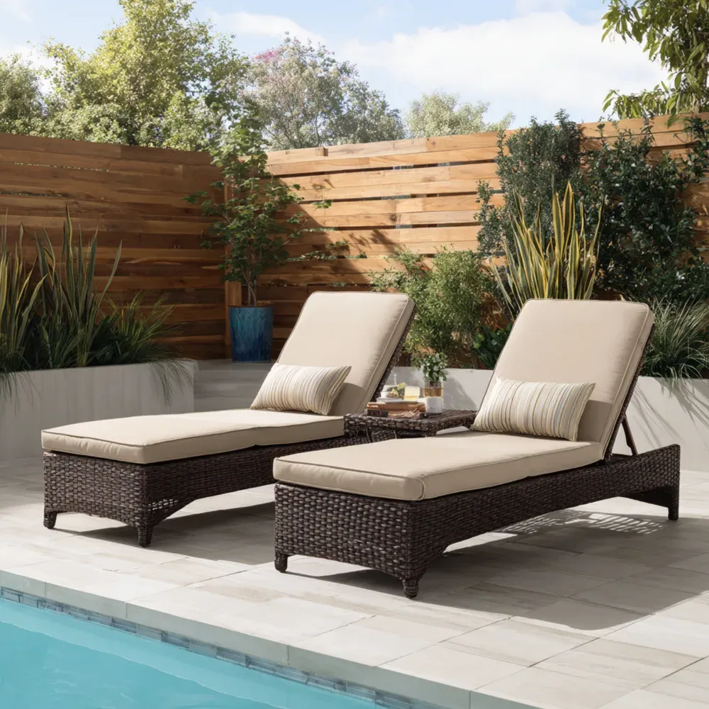 Tumbona de Jardín de Ratán Sintético 200x75x35 cm - Crema/Marrón Oscuro - Diseño Moderno