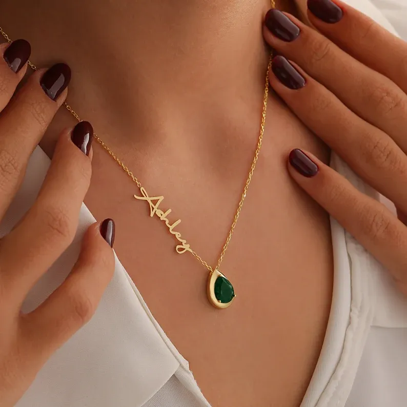 Piatra de nastere minimalista lucrata manual, colier personalizat din aur de 14k cu nume si piatra de nastere, cadou de Ziua Mamei pentru ea, bijuterii din piatra de nastere pentru femei