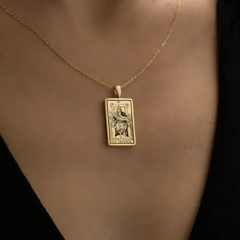 Reducere de 50% pe tot site-ul - 🌟🌈 Colier exclusivist de 14K Carte de Tarot Zodiac față-verso ✨🎁 (Potrivit pentru bărbați și femei) Un cadou perfect pentru mame, soții, soți