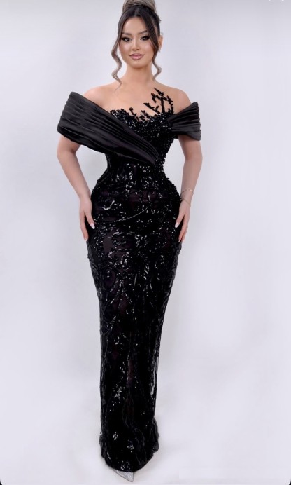 Off-shoulder Black Mermaid Prom Dress