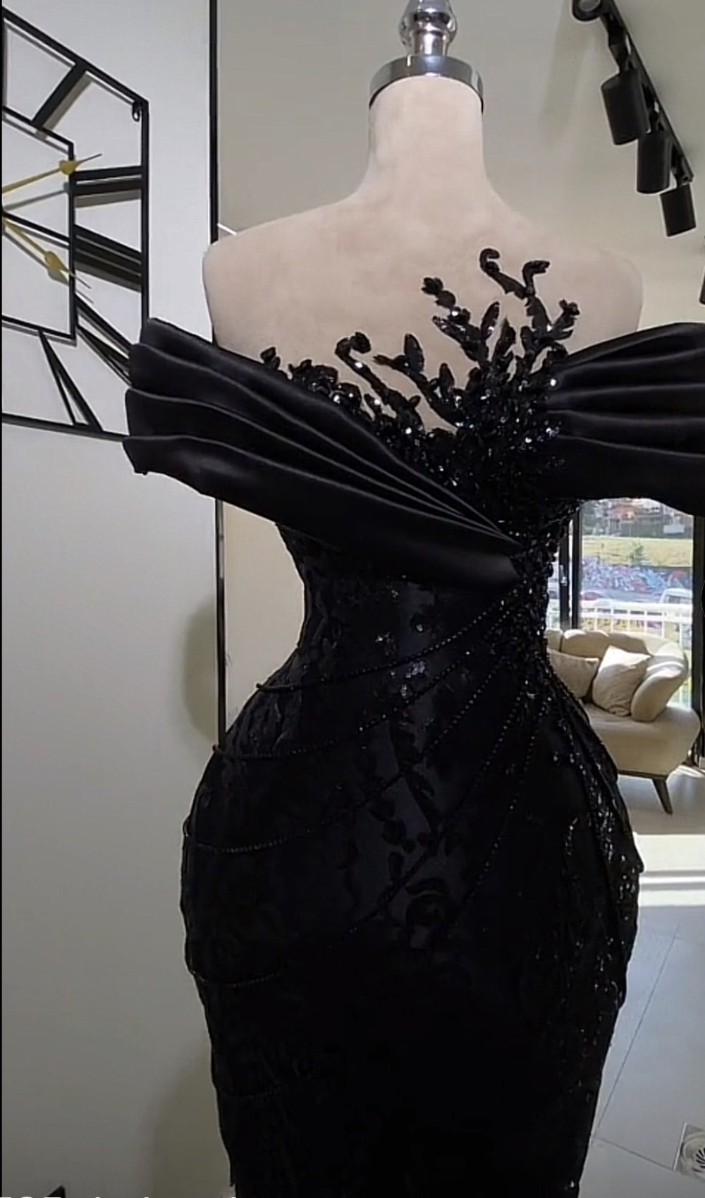 Off-shoulder Black Mermaid Prom Dress