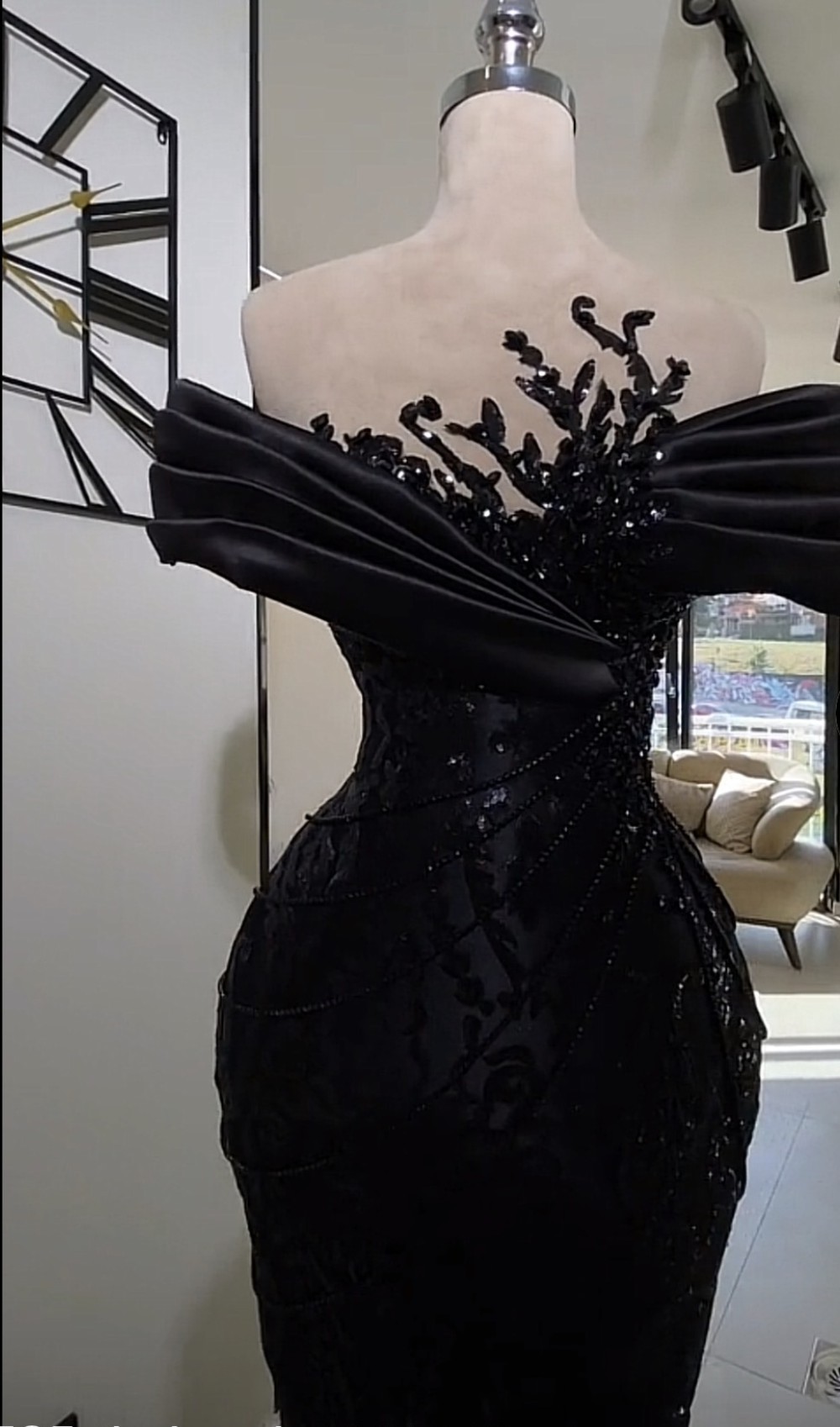 Off-shoulder Black Mermaid Prom Dress
