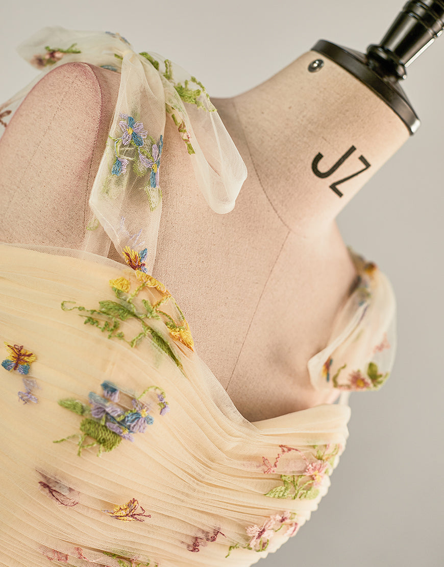Cute Short Tulle Embroidery Homecoming Dress-LLELLA