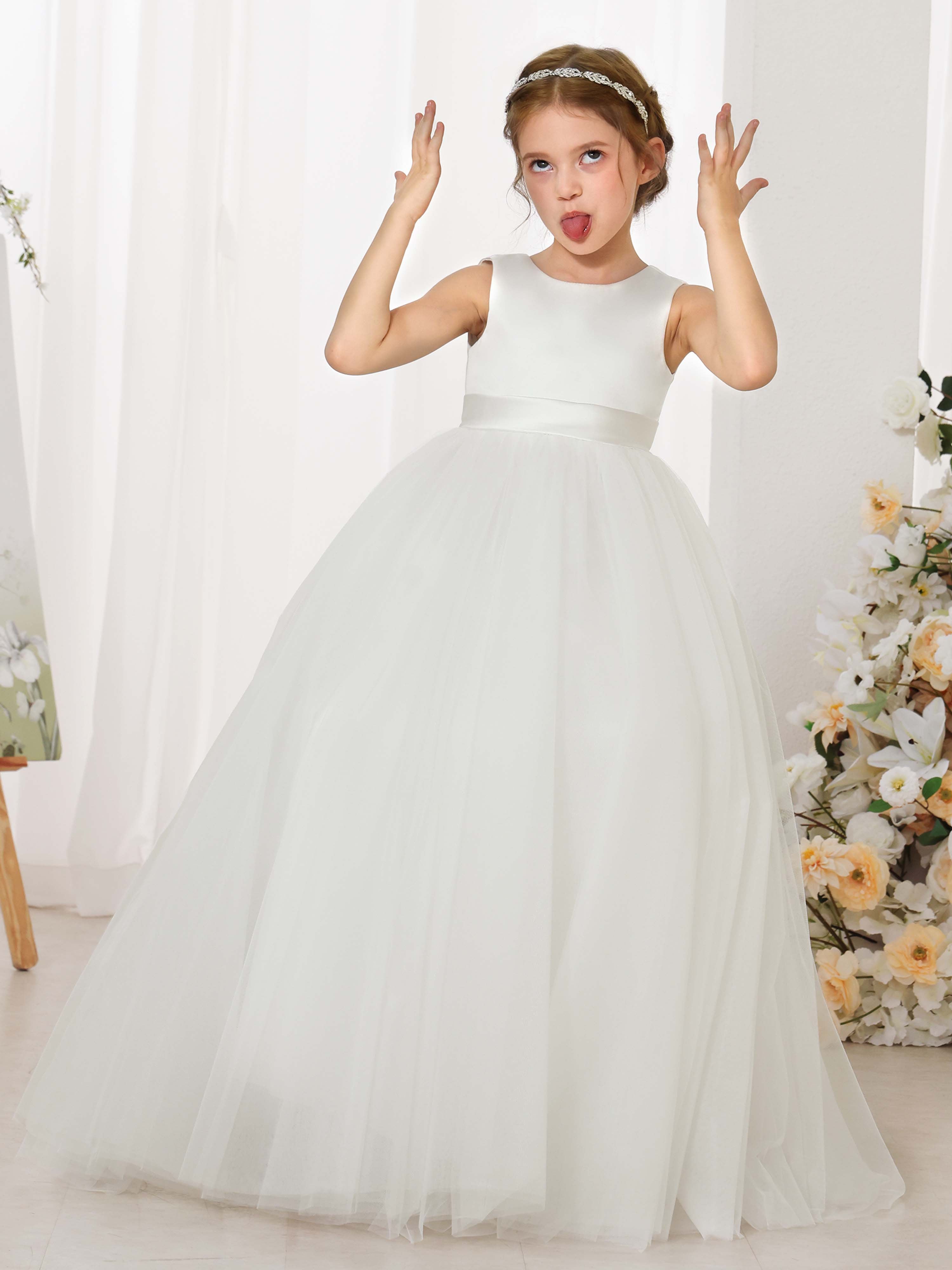 Ball-Gown Tulle Satin Sleeveless Scoop Neck Floor-Length  Flower Girl Dresses White