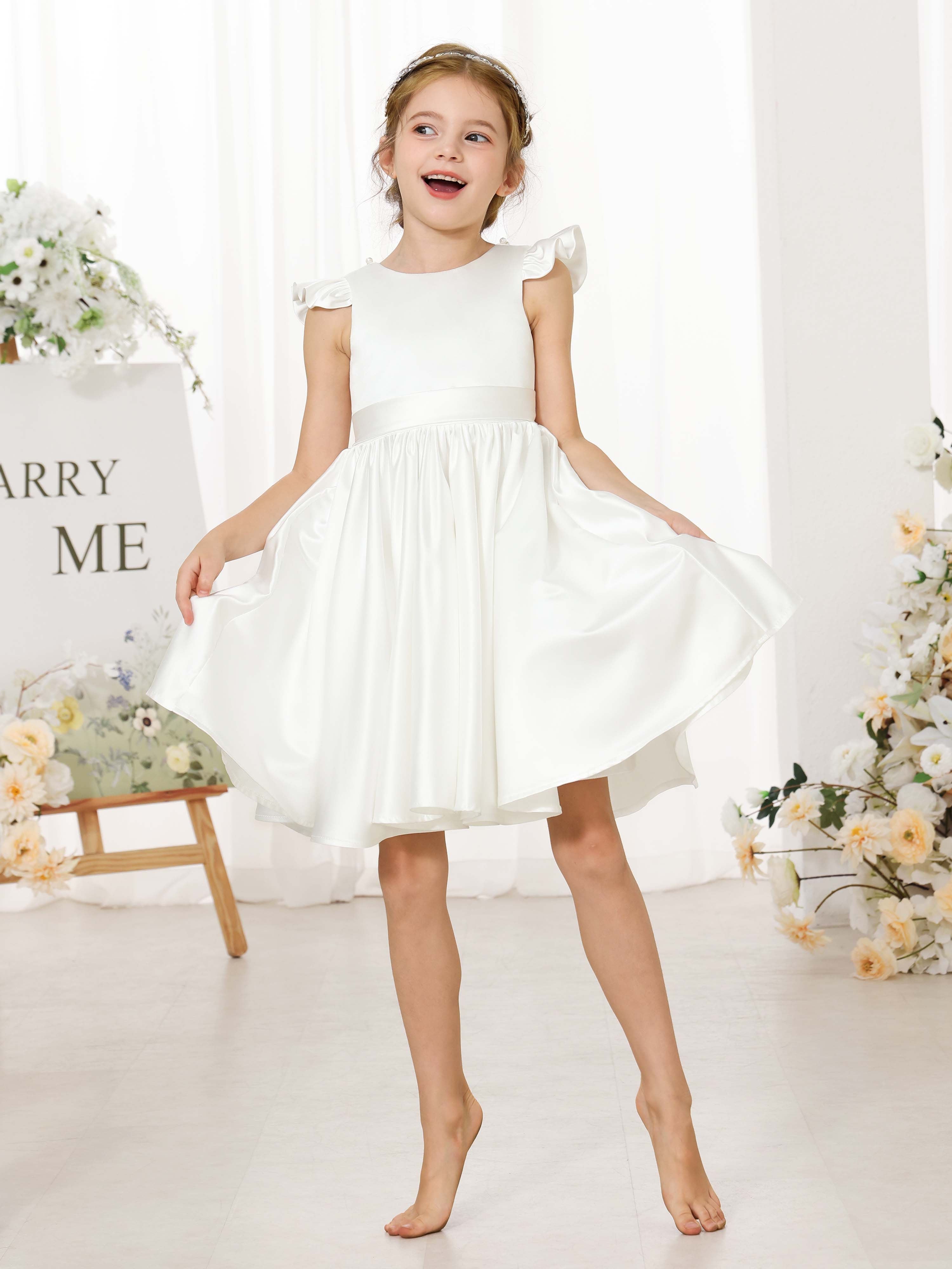 A-Line/Princess Satin Short Sleeves Scoop Neck Mini Flower Girl Dresses White