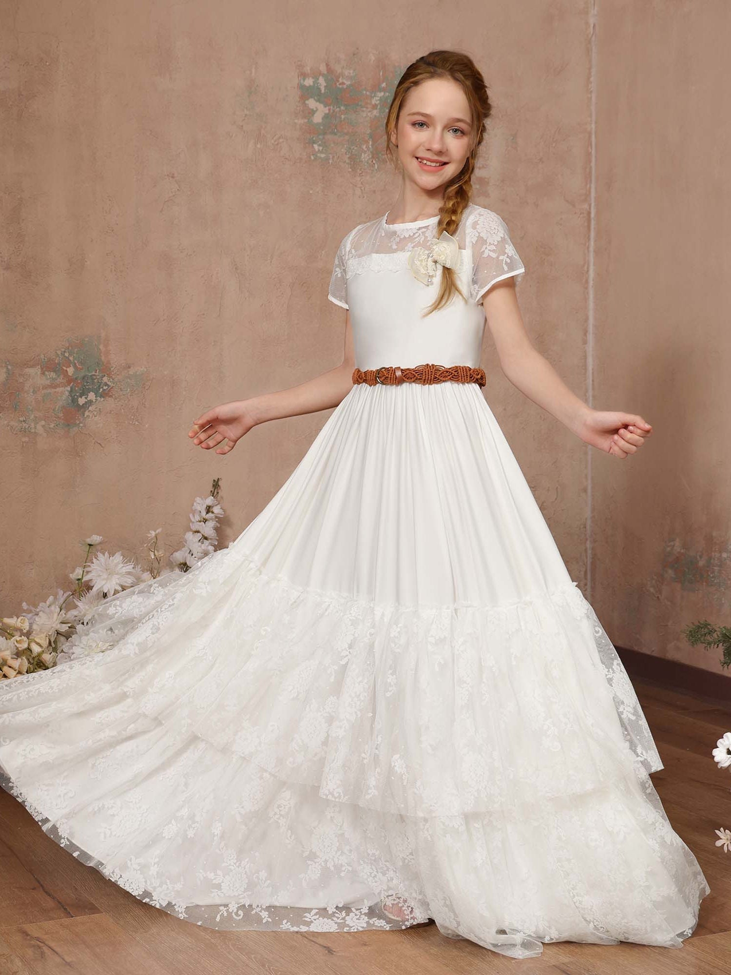 A-Line/Princess Lace Short Sleeves Scoop Neck Floor-Length Flower Girl Dresses White