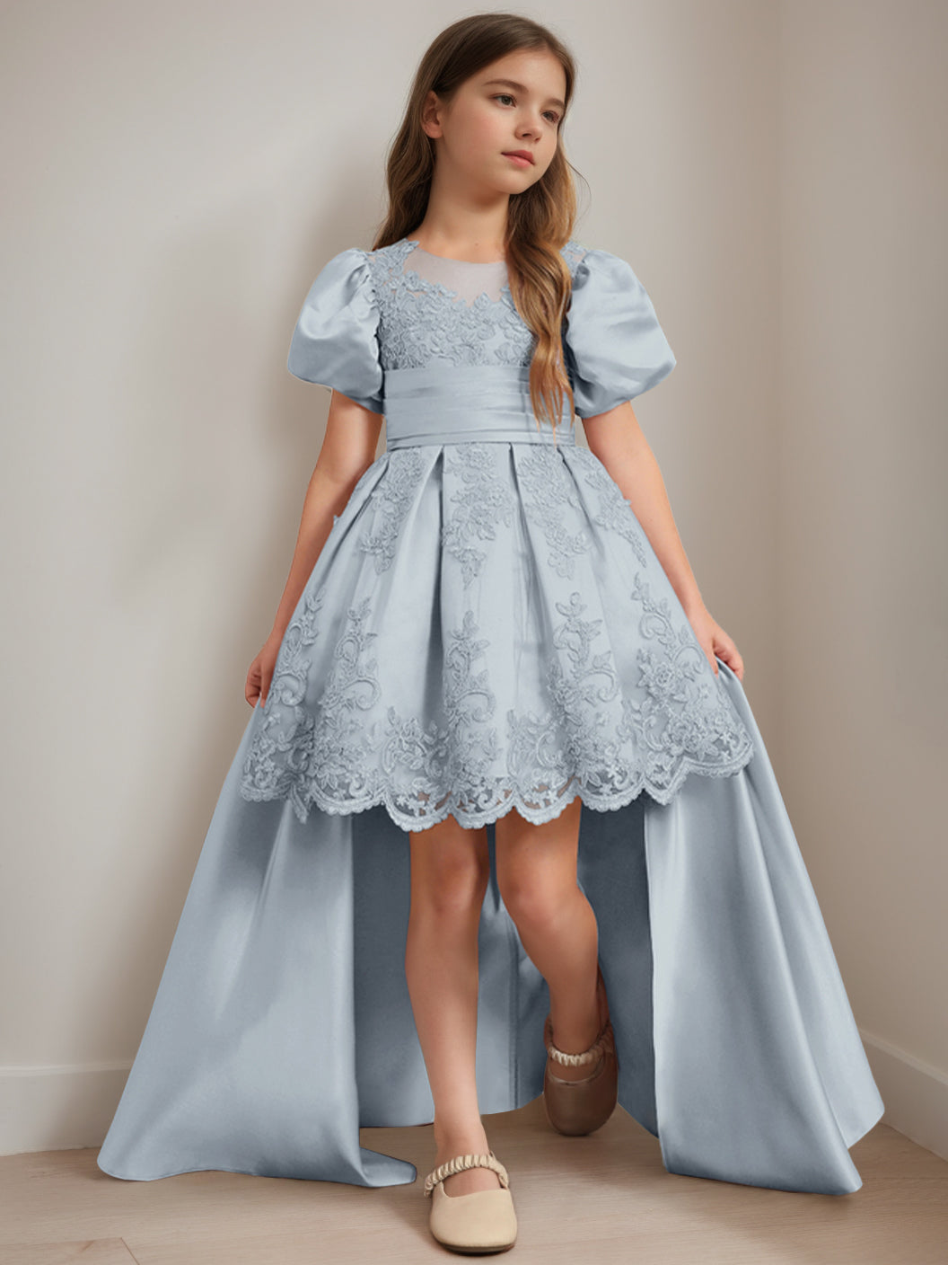 Ball-Gown Scoop Neck Short Sleeves Knee-Length Flower Girl Dress with Appliques Ice Blue