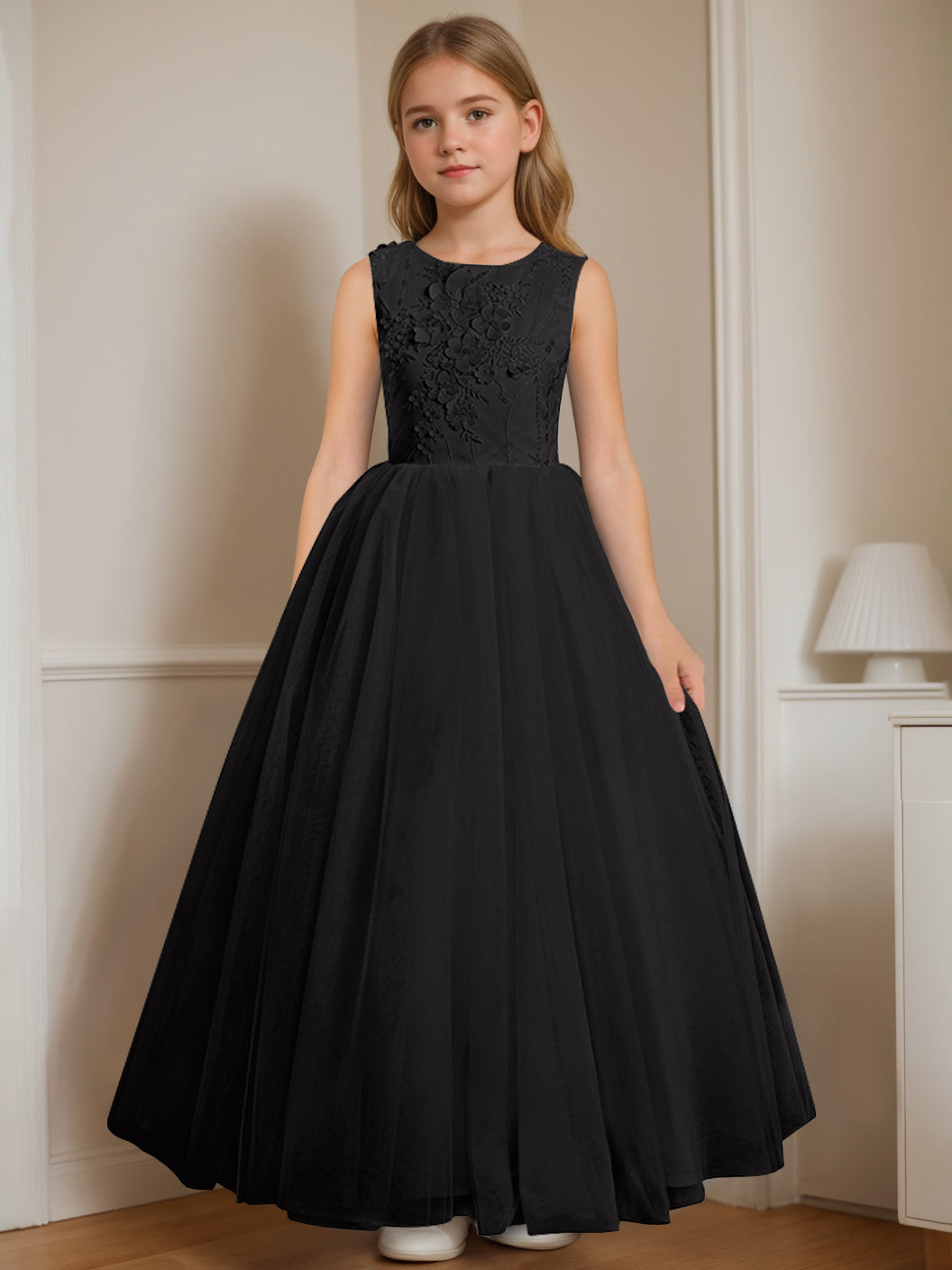 A-Line/Princess Round Neck Sleeveless Floor-Length Flower Girl Dress with Appliques Black