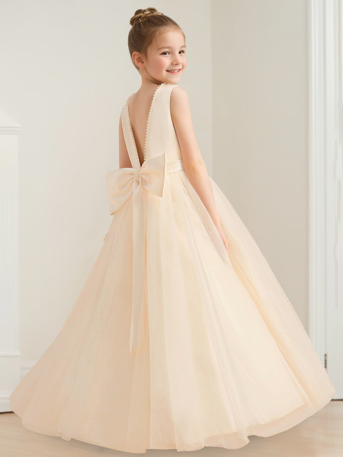 Ball Gown Scoop Neck Sleeveless Knee-Length Flower Girl Dress with Beads,Pearls & Bowknot Pearl Pink
