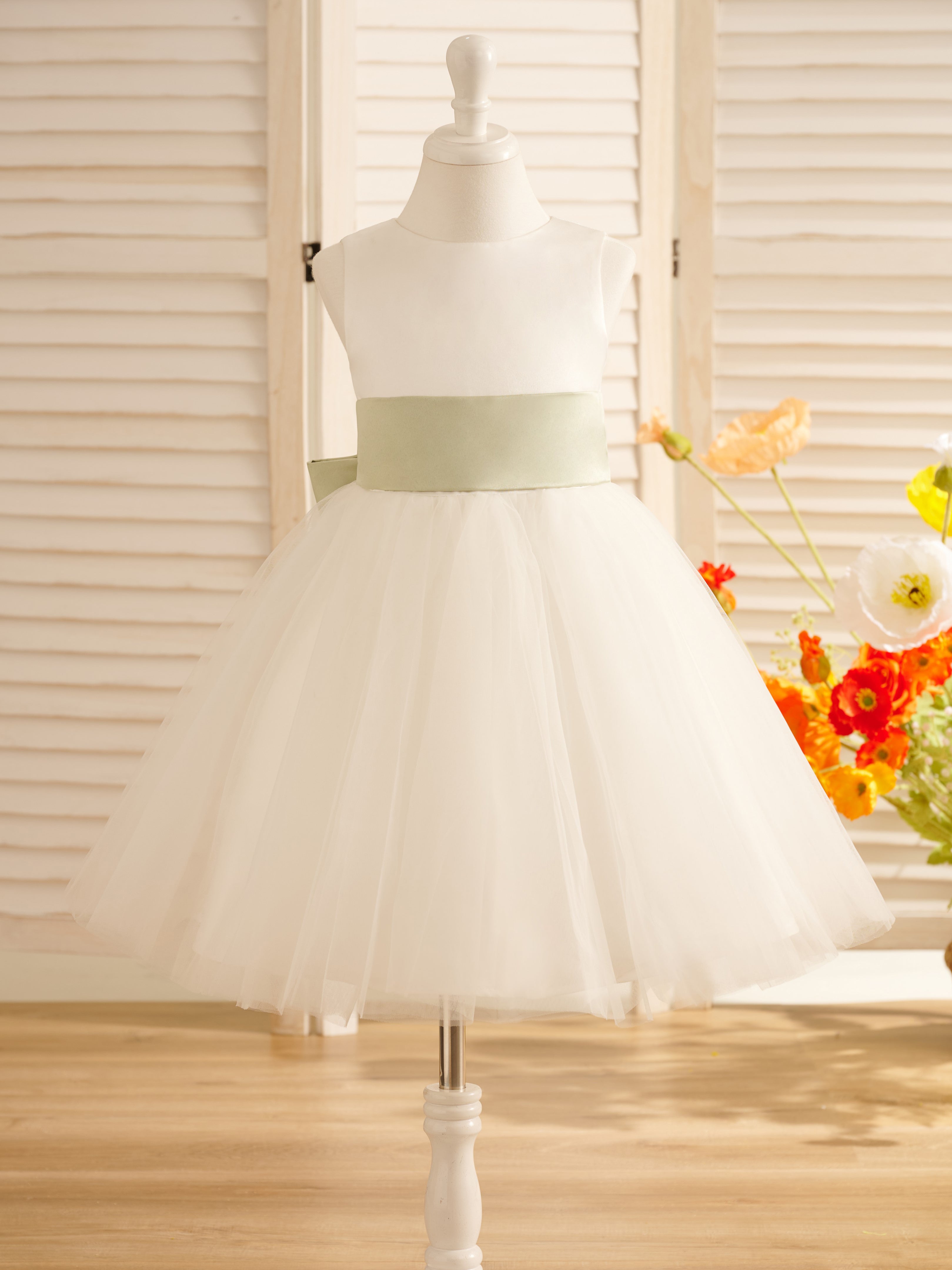 A-Line Satin Tulle Knee-length Flower Girl Dress Sage Green