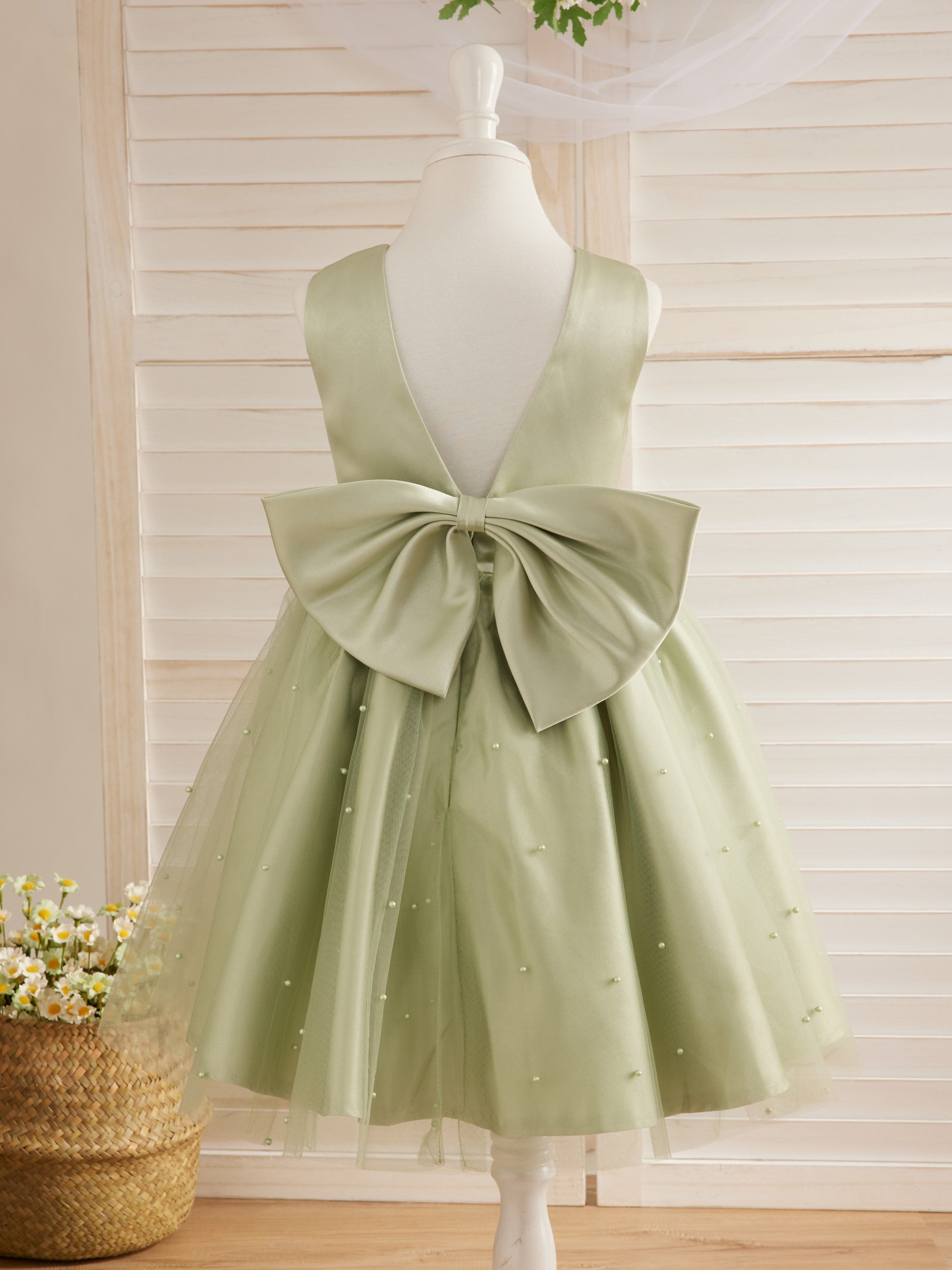 Ball-Gown/Princess Satin Tulle Knee-length Flower Girl Dress Sage Green