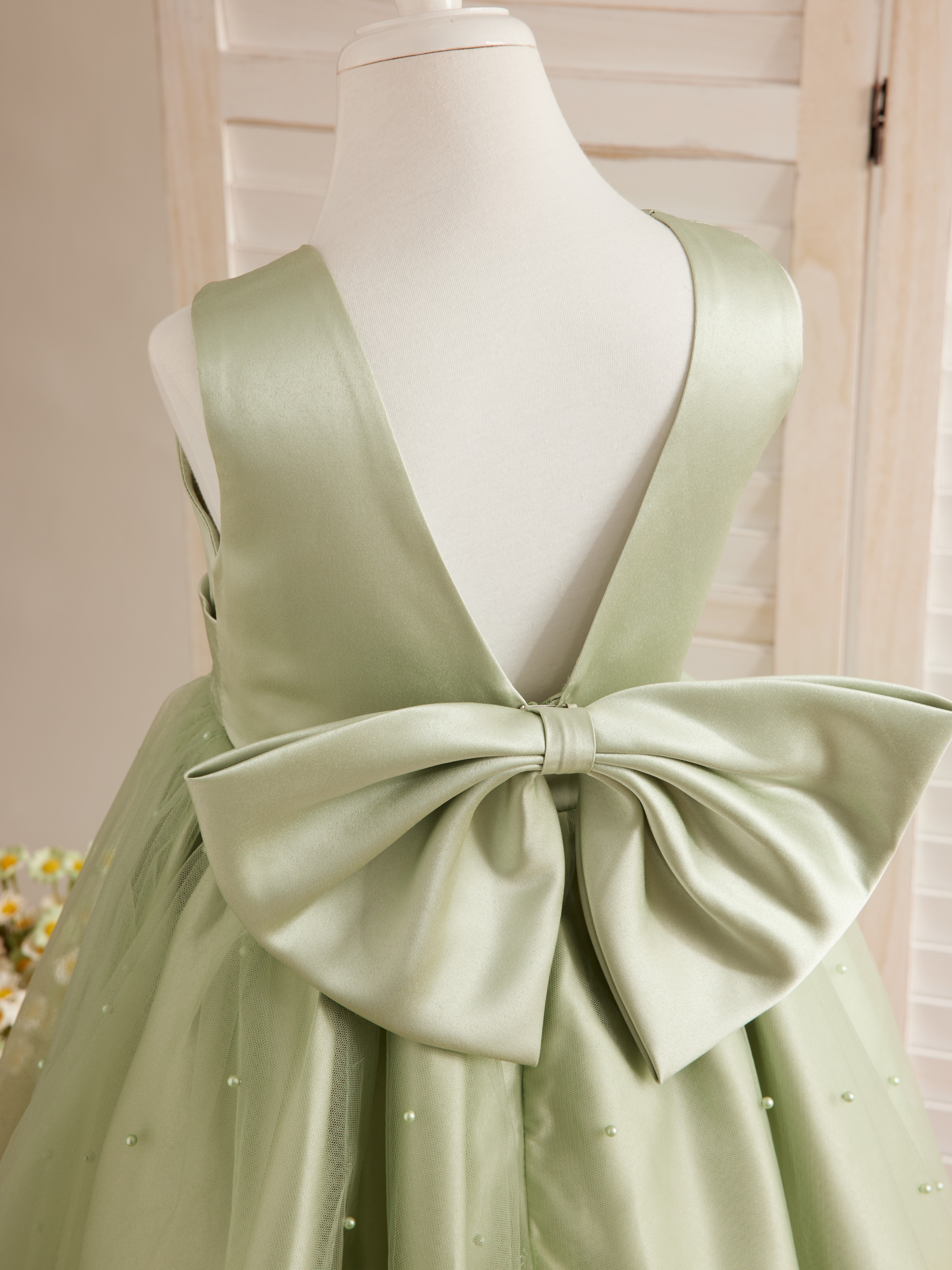 Ball-Gown/Princess Satin Tulle Knee-length Flower Girl Dress White