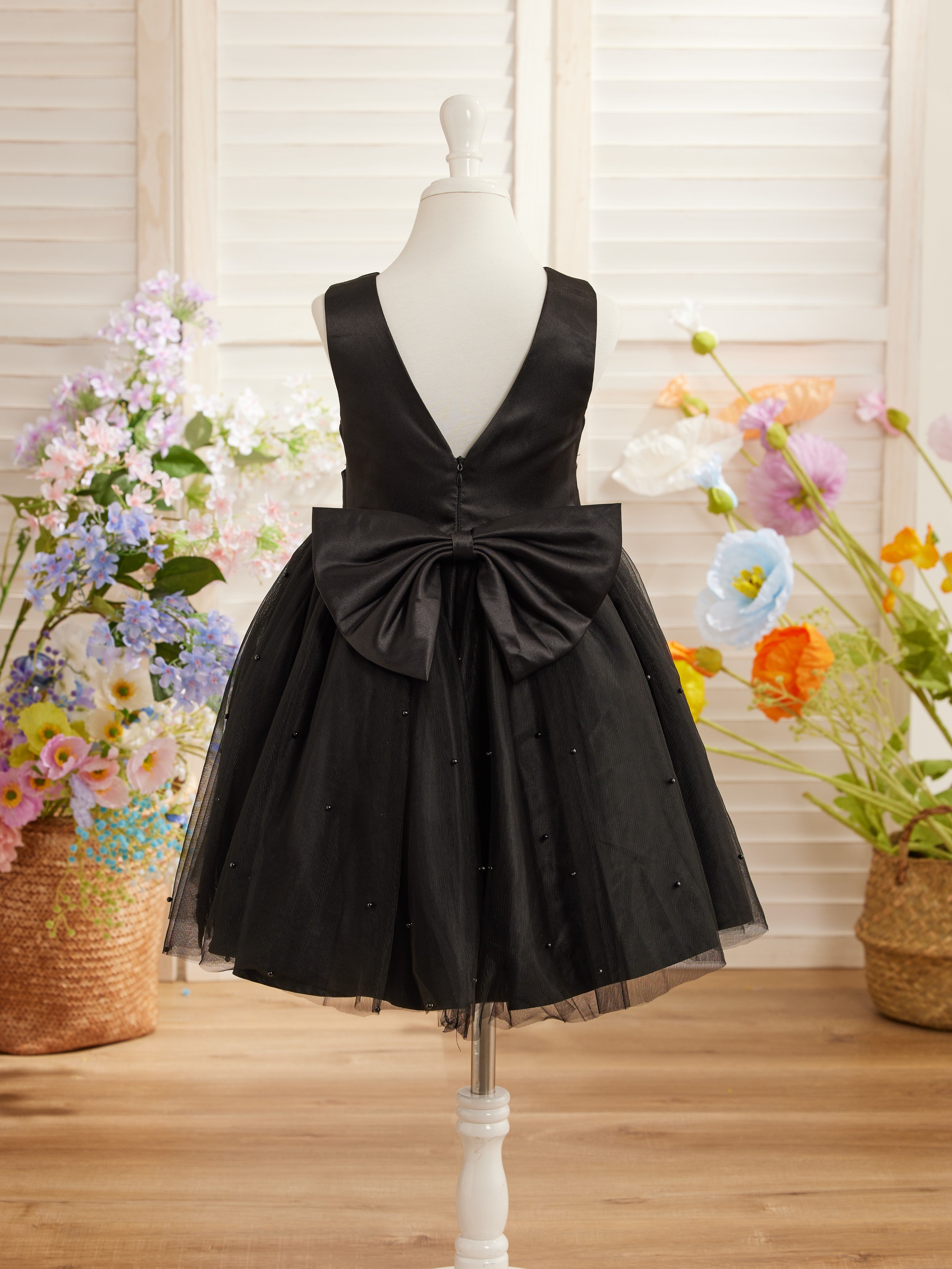 Ball-Gown/Princess Satin Tulle Knee-length Flower Girl Dress Black