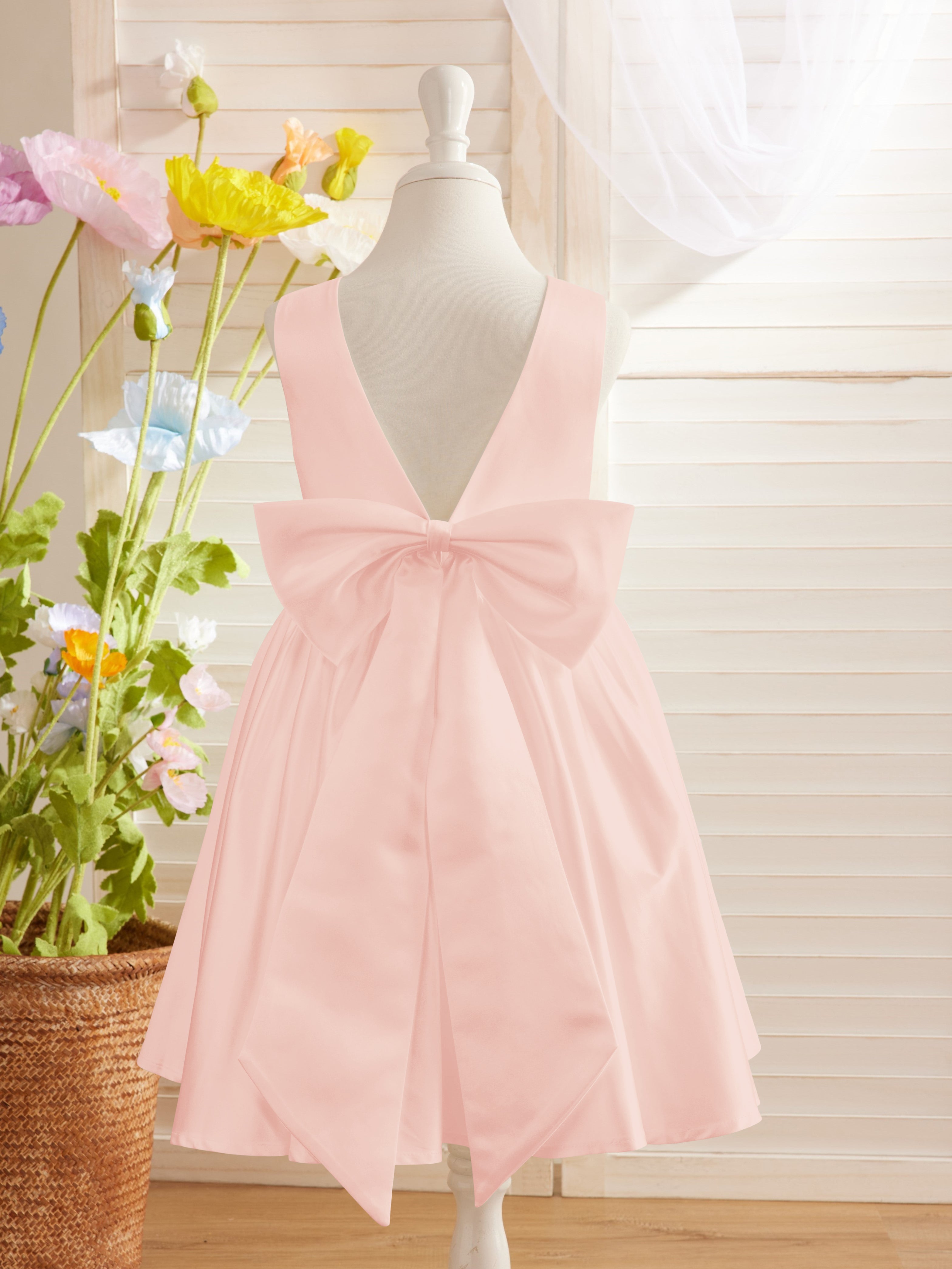 Elegant A-line Satin V-Back Bow Knee-length Flower Girl Dress Pearl Pink